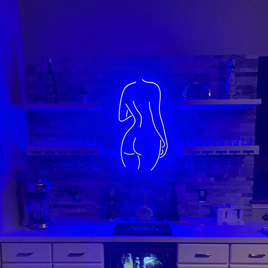 Neon Woman Body LED Sign – Modern & Artistic Wall Decor