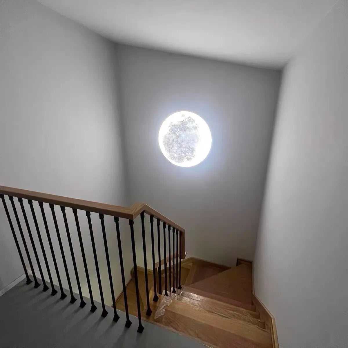 Modern Moon or Earth LED Wall Light – Celestial Glow for Contemporary Decor